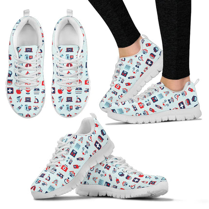 Sneakers da infermiera da donna in mesh azzurro pallido